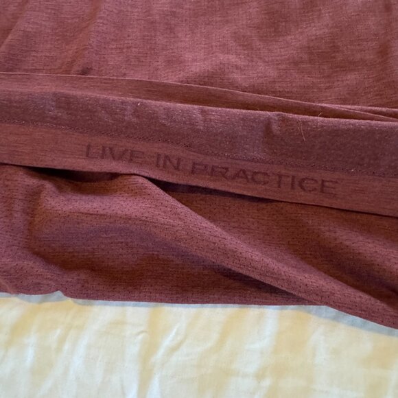 Lululemon Long Sleeve Maroon - Picture 5 of 8